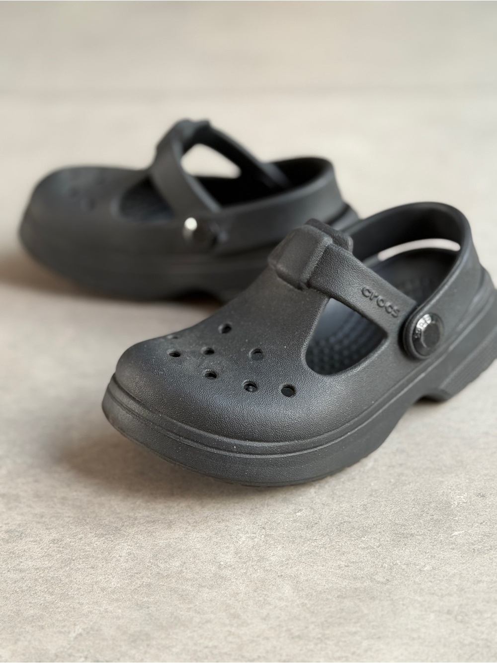 CROCS Toddler Classic Black Mary Jane-Style Clogs